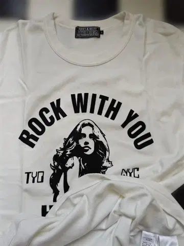 HYSTERIC GLAMOUR ROCK WITH YOU 티셔츠 이번 시즌