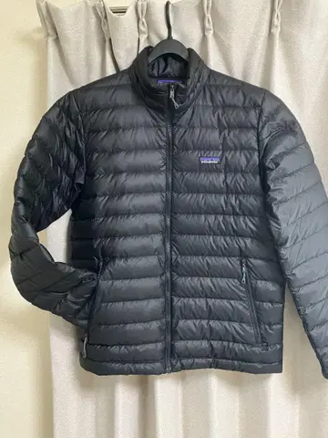 새상품급 Patagonia 파타고니아 다운 스웨터 남성용 블랙 M 사이즈