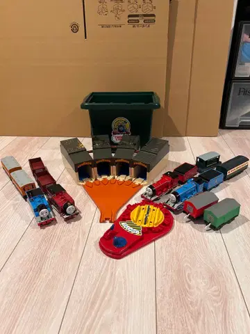 프라레일 토마스 세트 기관고