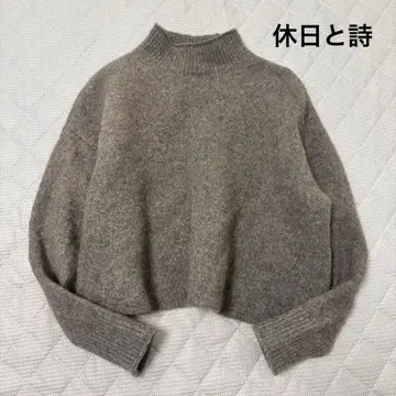 휴일과 시 울 야크 하이넥 스웨터