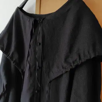 사만사 모스모스 타치카와 한정판 린넨 빅칼라 원피스