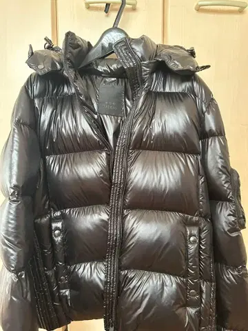 타트라스 다운 자켓