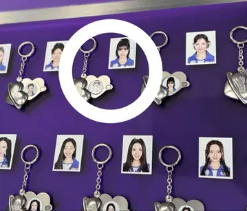TWICE POPUP 10주년 펜던트 키링 모모