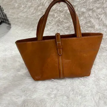 Dakota 다코타 브라운 심플 가죽 토트백