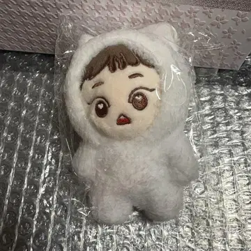 새상품 10cm EXO 시우민 화이트 후드 스트랩 포함 미니 봉제 인형