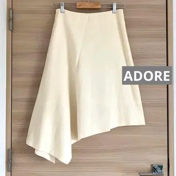 ADORE 아도어 울 스커트 비대칭