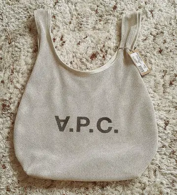 A.P.C. 메쉬 토트백 ECRU