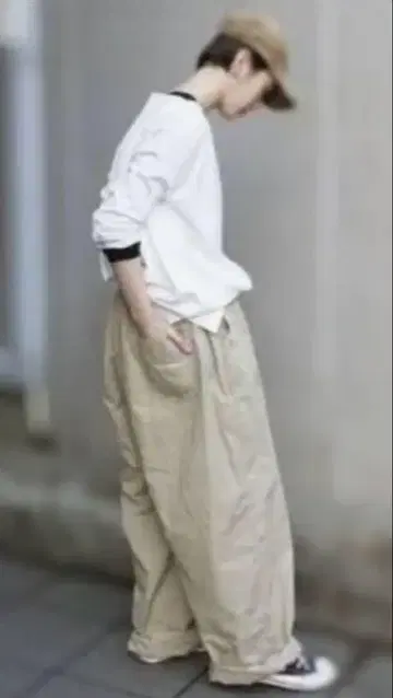 저널 스탠다드 럭스 트윌 와셔 이지 빅 팬츠 베이지