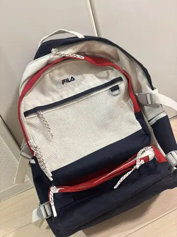 FILA 백팩 네이비/화이트/레드 BTS