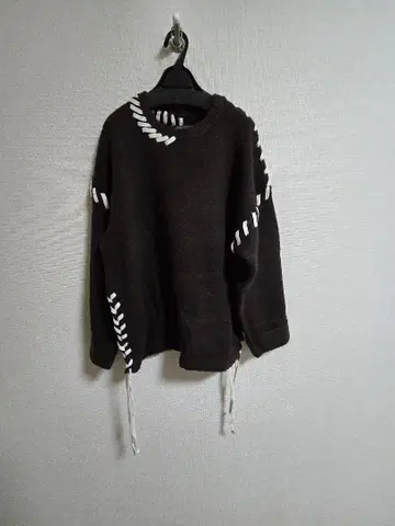 Clel 핸드 스티치 사이드 레이스 니트 모카 S 새상품급