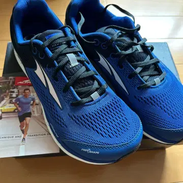 알트라 새상품 트레킹 슈즈 인스팅트 US10.5 ALTRA