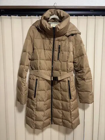 MICHAEL KORS 베이지 다운 자켓 M
