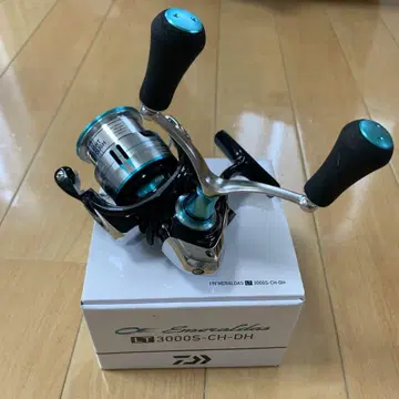 Daiwa LT3000S-CH-DH 스피닝 릴