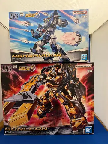 HG 애쉬 세이버 & 건 레온 2종 세트 미조립품