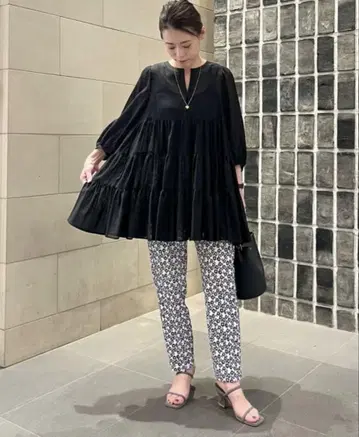 타키마키 착용 유나이티드 애로우즈 티어드 블라우스