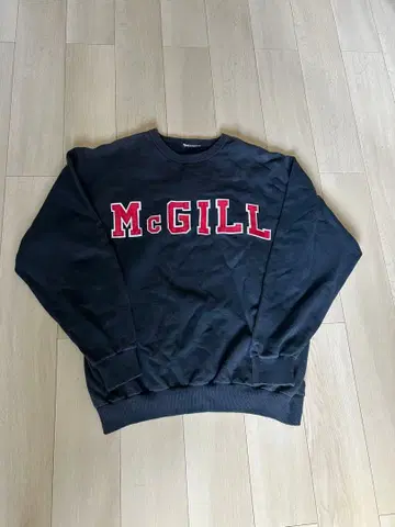 McGill 네이비 트레이닝복
