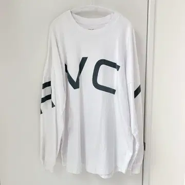 RVCA 화이트 로고 프린트 긴팔 두꺼운 원단 티셔츠