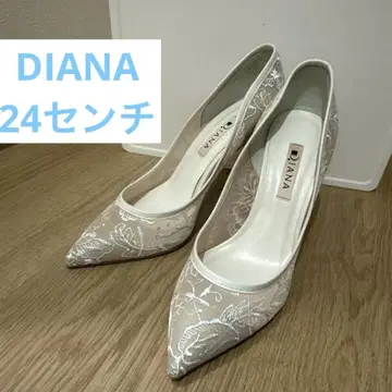DIANA 자수 장식 화이트 하이힐 24.0cm