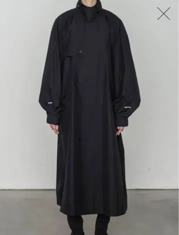 HYKE 블랙 트렌치코트 사이즈 1