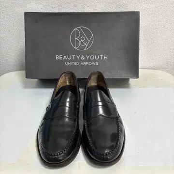 BEAUTY & YOUTH 블랙 로퍼 관리 완료