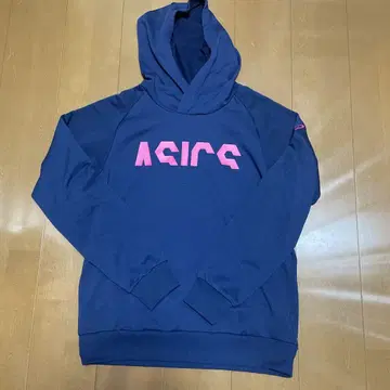 ASICS 네이비 후드 부착 후드티