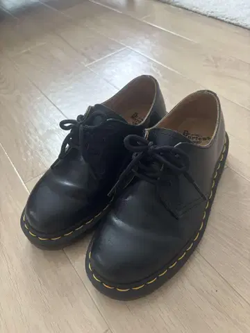 Dr. Martens 마틴 블랙