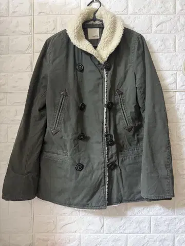 MOUSSY 올리브 그린 보아 옷깃 더블 브레스트 모즈 코트