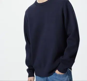 [미사용 새상품] 유니클로 워셔블 스트레치 밀라노 리브 크루넥 스웨터 M