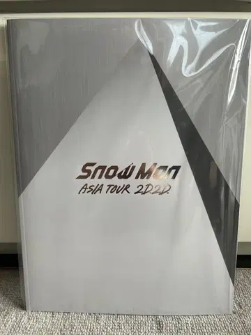 Snow Man ASIA TOUR 2022 팜플렛