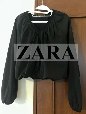 ZARA 개더 상의 벌룬 상의