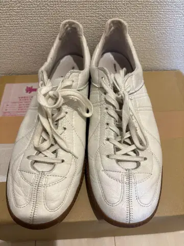 L'ECHOPPE 레샵 저먼 트레이너
