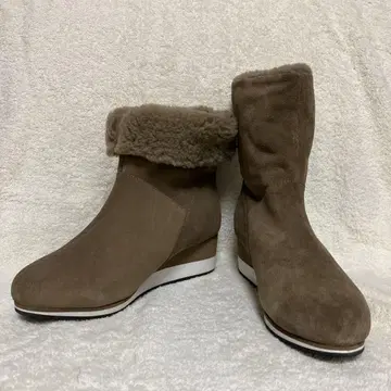 새상품급 브라운 스웨이드 숏부츠 24.5cm