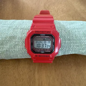 CASIO G-SHOCK 레드 디지털 워치
