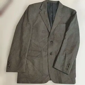 그레이 비즈니스 정장 자켓. 카페 소호 브랜드.