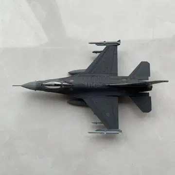F-16CM 파이팅 팔콘 에어 파이터