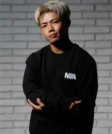 (1장 한정판) MATIN AVENIR 마탄아브니르 트레이닝복 L