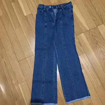 부츠컷 데님 S 사이즈