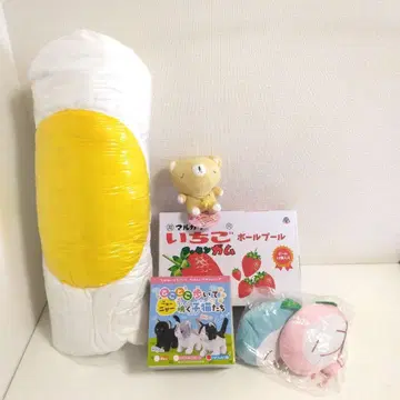 다양한 종류의 완구 6개 세트