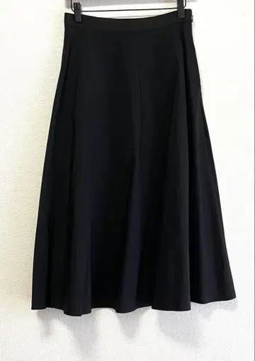 마가렛호웰 실크코튼 플레어 스커트 블랙