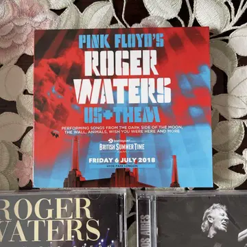 Roger Waters US+THEMm&HERE IN THE FLESH