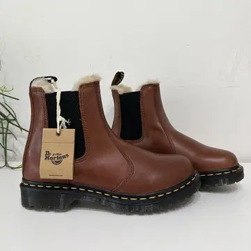 새상품 ! 닥터마틴 첼시 부츠 레오노르 보아 사이드고아