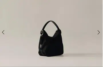 TOUT Y EST 투티에 카노 토와르 백 블랙