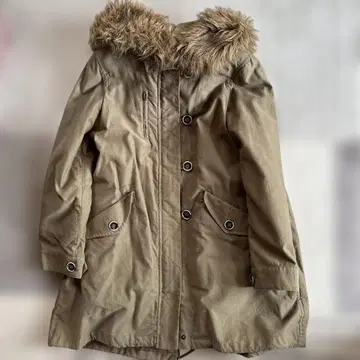 Cepo 카키색 퍼 달린 모즈 코트
