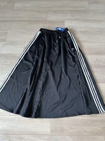 미사용 택 포함 adidas LONG SATIN SK 블랙 L 사이즈