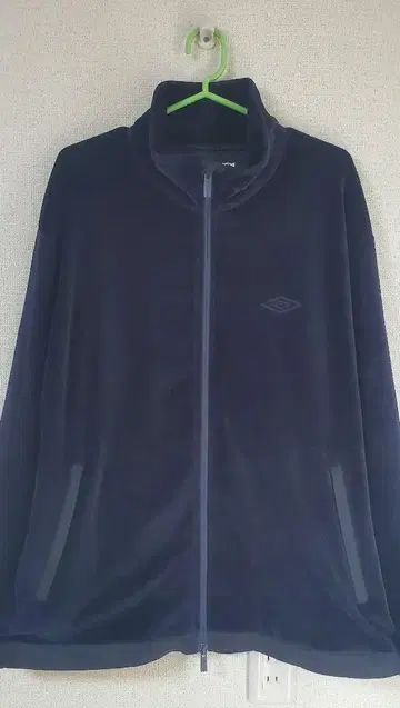 미사용품 UMBRO x WM 벨로아 블루종 네이비