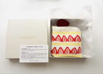 EARL'S FAVOURITE 딸기 쇼트 케이크 컴팩트 지갑