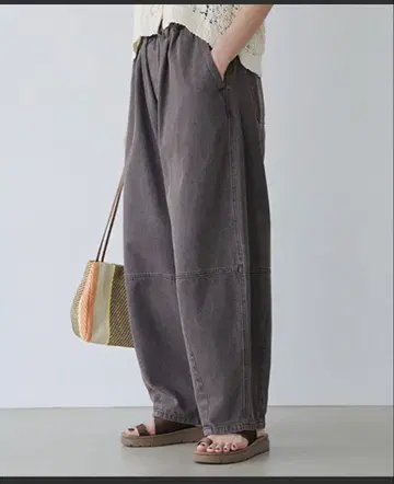 [ 완판템 ] 배럴 데님 팬츠 M 사이즈 (브라운)