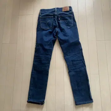 Levi's 다크 블루 데님 W25 L30