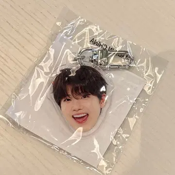 treasure 얼굴 아크릴 키링 준규 희로애락 1