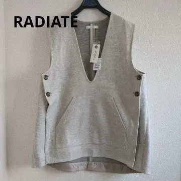 야마다야 RADIATE V넥 베스트 포켓 부착 스콧 클럽